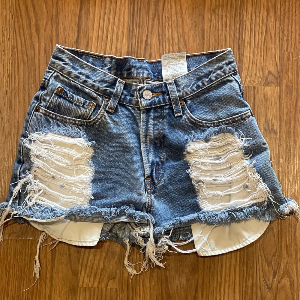 Levi’s denim shorts